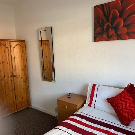 Starlight Self Service Accommodation Лі Екстер'єр фото