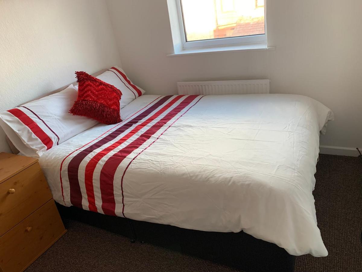 Starlight Self Service Accommodation Лі Екстер'єр фото